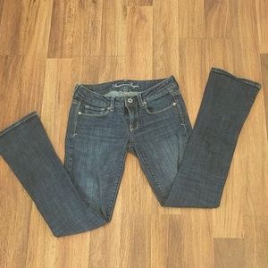 American eagle blue jeans